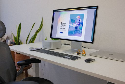 M5 Ultra Mac Studio Shows Promise for Running Local AI Models